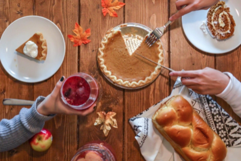 Celebrating Thanksgiving in Dubai with belong: Tips, Treats, and Tech